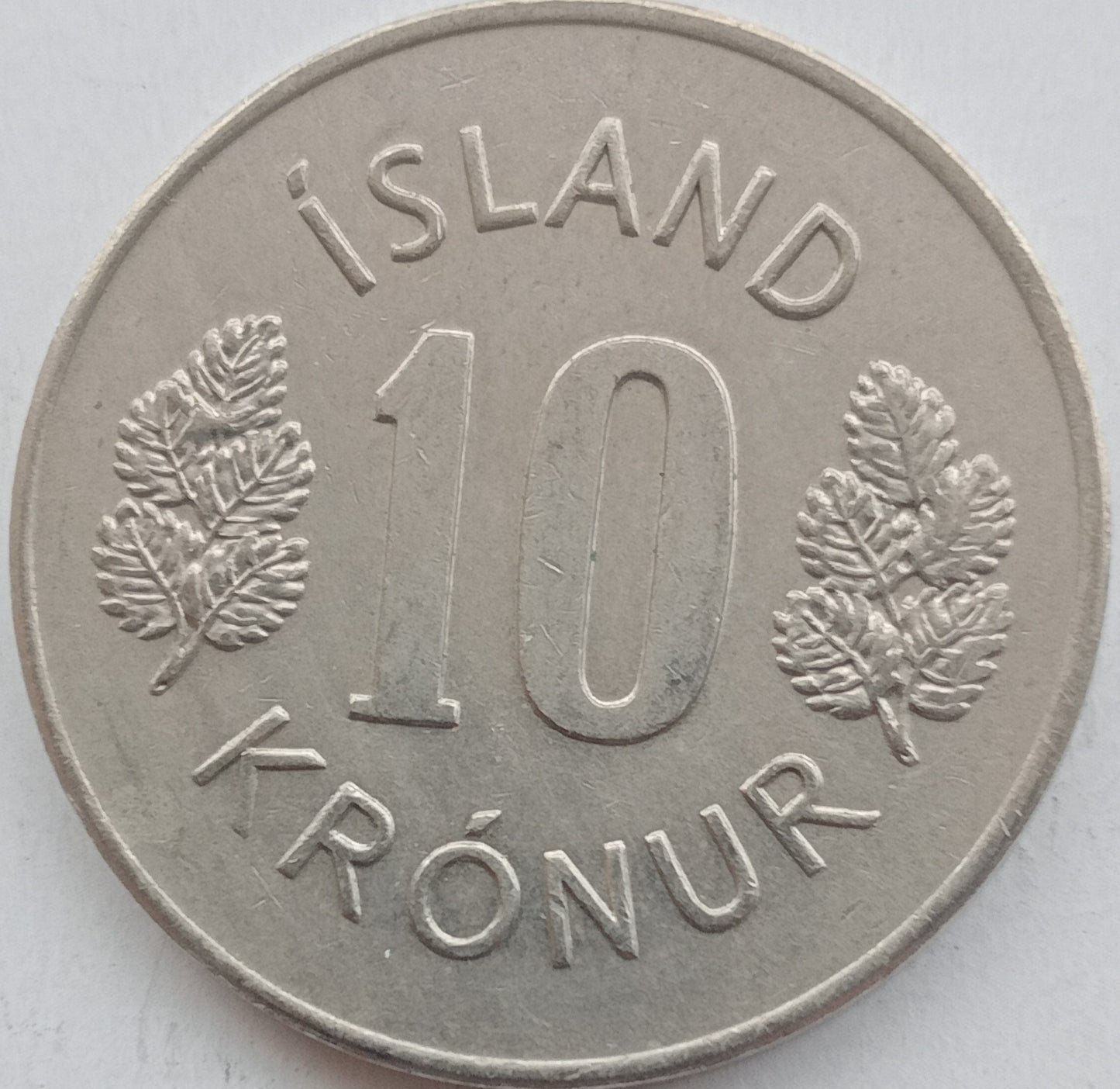 Islandia 10 Koron 1974 (herb)